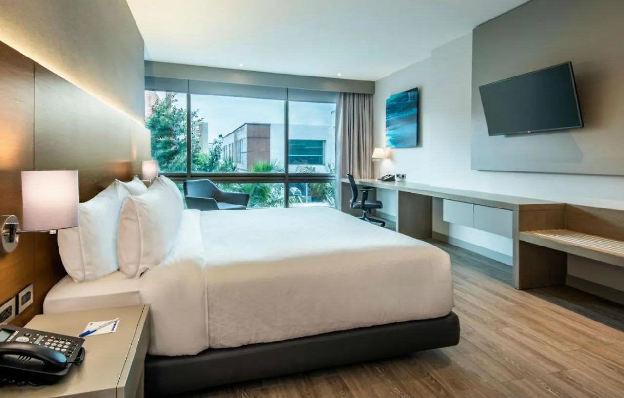 Holiday Inn Express Bogota - Parque La 93 By Ihg