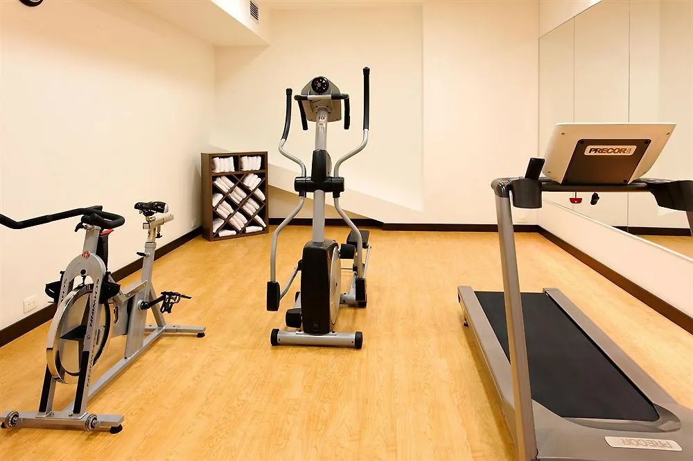Holiday Inn Express Bogota - Parque La 93 By Ihg