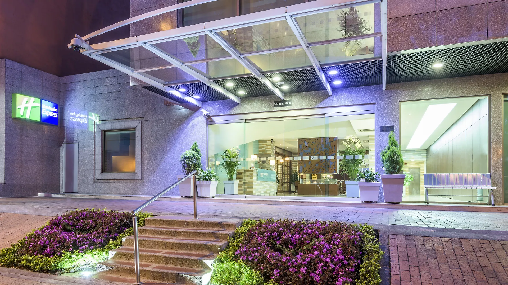 Holiday Inn Express Bogota - Parque La 93 By Ihg location